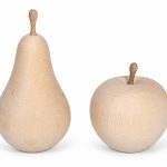 Apfel und Birne aus Zirbenholz